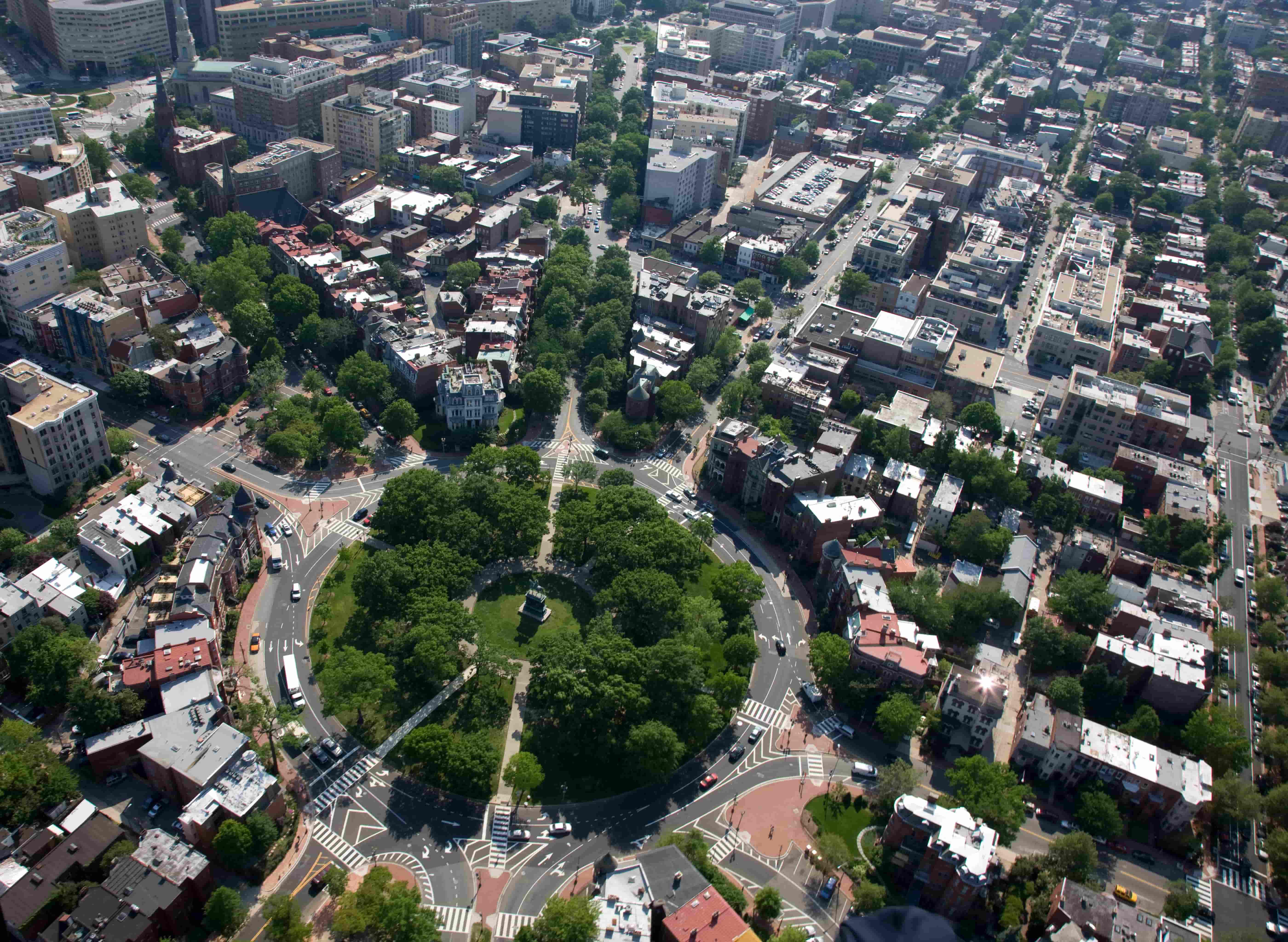 Aerial_view_of_Logan_Circle.jpg